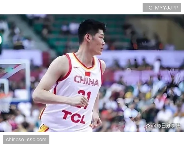 胡金秋高低位策应成战术支点，中国男篮内线优势兑现阵地战控制力