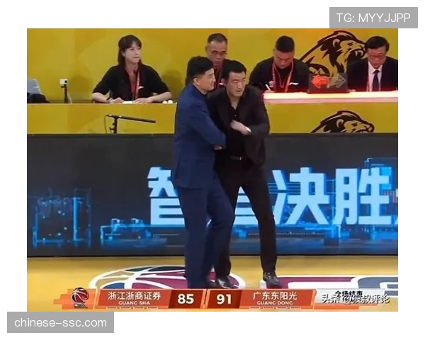 广东外援数据亮眼难掩体系问题，防守退化导致出局